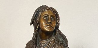 Bob Boomer Native American woman child baby Sacajawea child on back western sculpture close