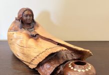 Bob Boomer Blanketed Native American Indian blanket pottery pot western woodcarving