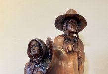 Bob Boomer Family Native American Indian man and woman figure figurative western woodcarving close