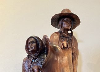 Bob Boomer Family Native American Indian man and woman figure figurative western woodcarving close