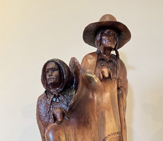 Bob Boomer Family Native American Indian man and woman figure figurative western woodcarving close
