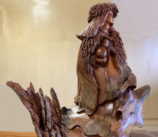 Bob Boomer Maui Dancer girl woman Native Island Hawaii figure figurative woodcarving