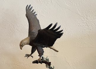 Frank DiVita American Spirit eagle in flight catching fish hunting fishing action wildlife bronze sculpture