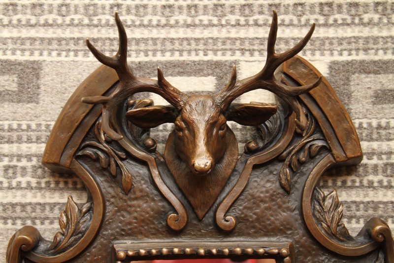 Mary Ross Buchholz mule deer mirror wildlife sculpture western bronze close up