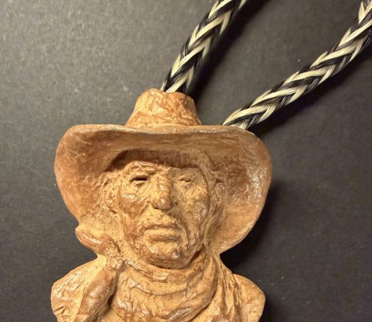 Mehl Lawson Cow Boss bolo tie Prix de West 2005 Cowboy Artists of America western bronze sculpture close