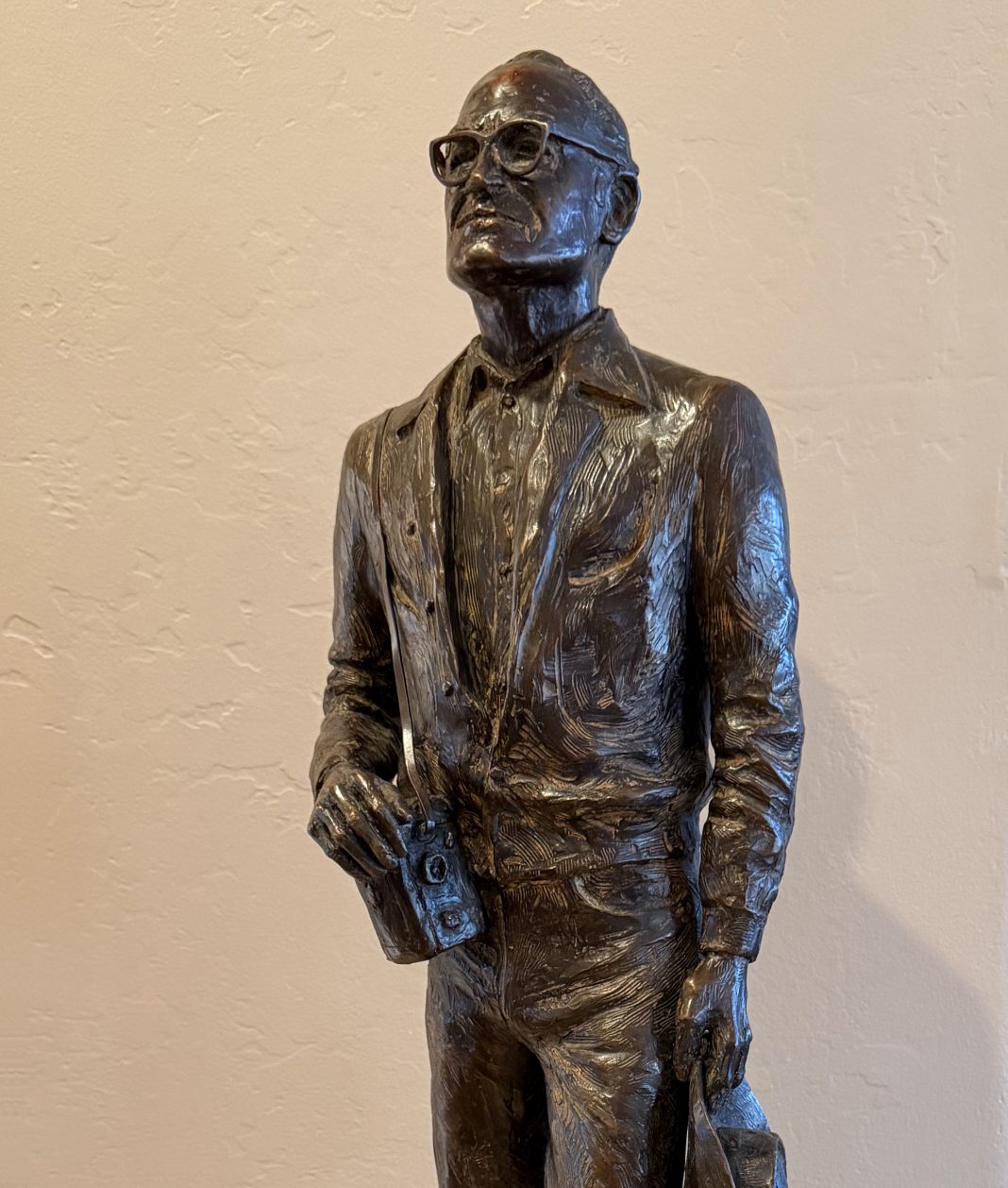 Joe Beeler Barry Goldwater Senator politician politics Republican President Arizona western bronze sculpture portrait