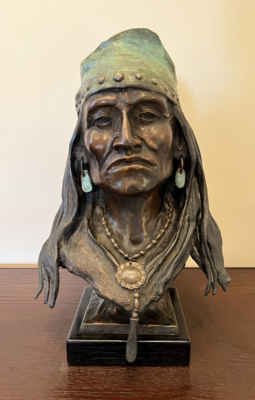 Joe Beeler Renegade Native American Indian figure figurative portrait chief leader western bronze sculpture