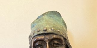 Joe Beeler Renegade Native American Indian figure figurative portrait chief leader western bronze sculpture