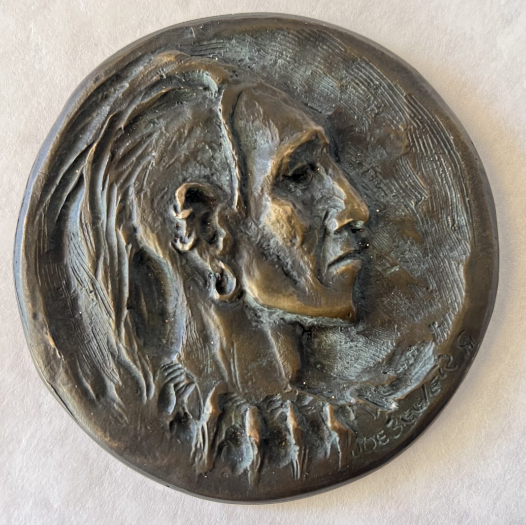 Joe Beeler medallion Native American Indian western bronze sculpture coin