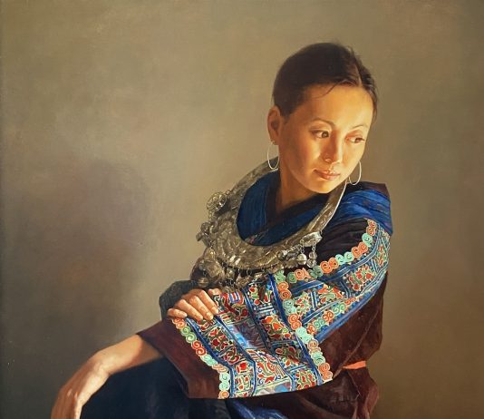 Jie Wei Zhou Contemplation portrait figure figurative Asian Chinese woman oil painting