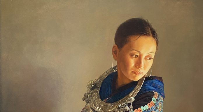 Jie Wei Zhou Contemplation portrait figure figurative Asian Chinese woman oil painting