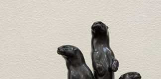 Gerald Balciar Riverside otter wildlife bronze scultpure