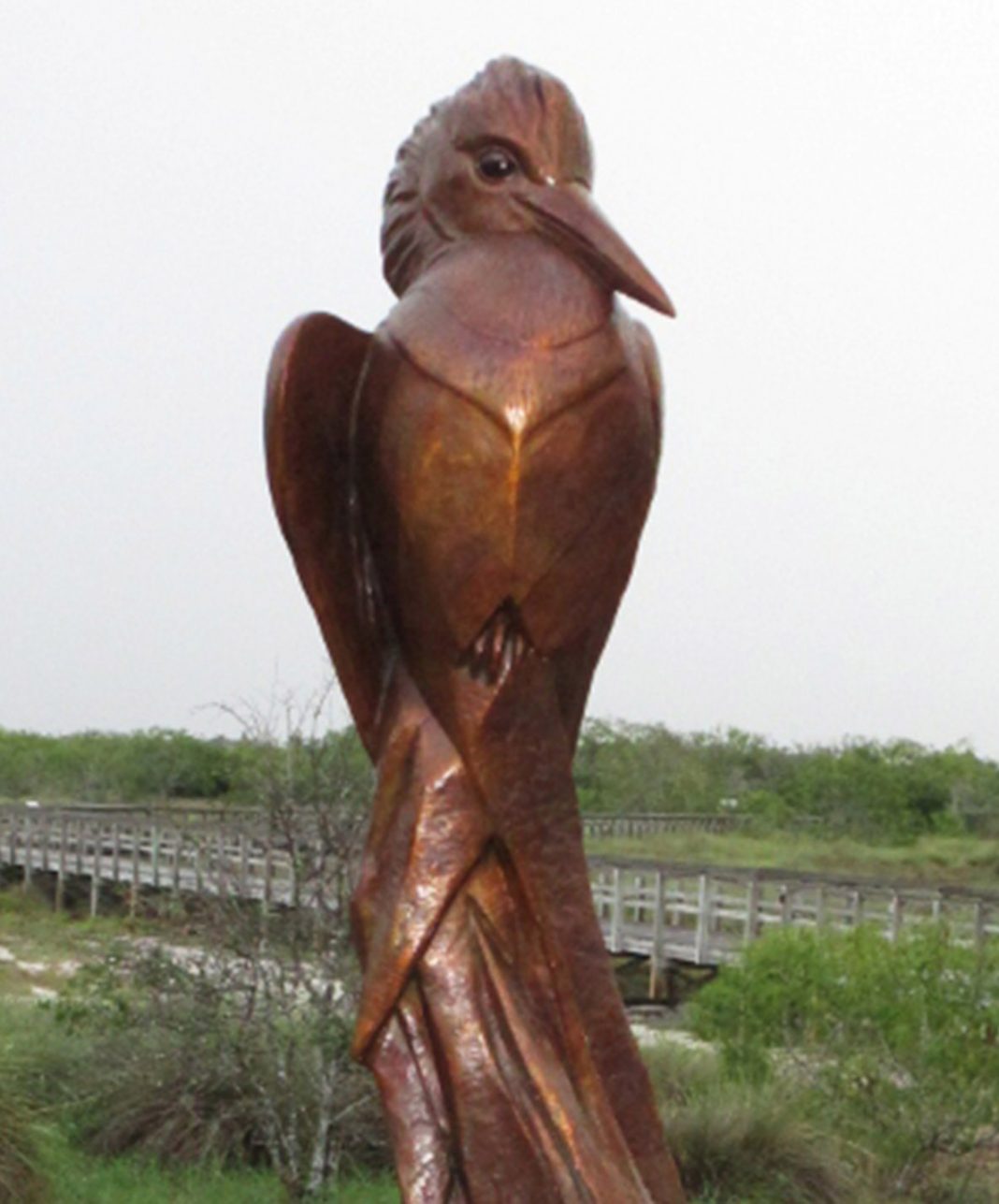 Kent Ullberg Kingfisher Belted bird wildlife bronze sculpture close up