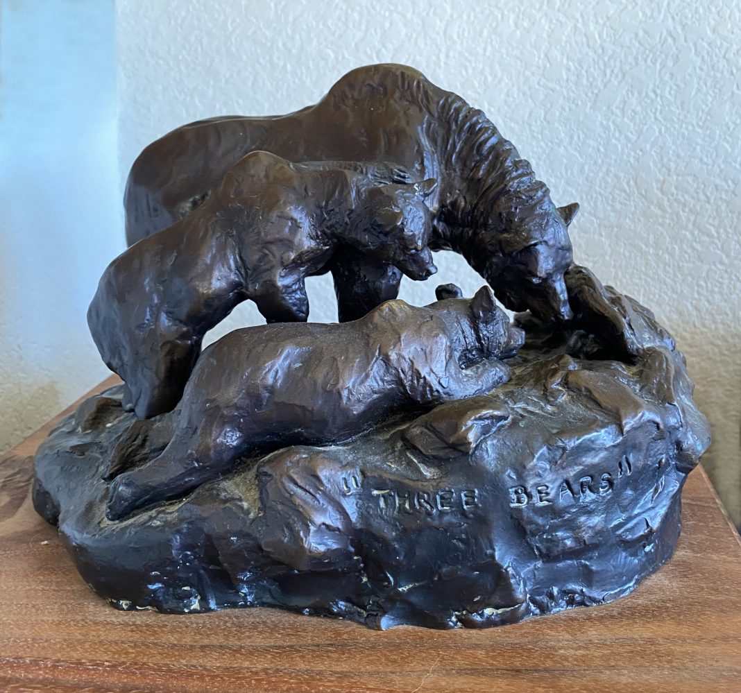 Bob Robert Scriver Three Bears wildlife bronze sculpture