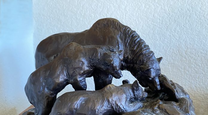 Bob Robert Scriver Three Bears wildlife bronze sculpture