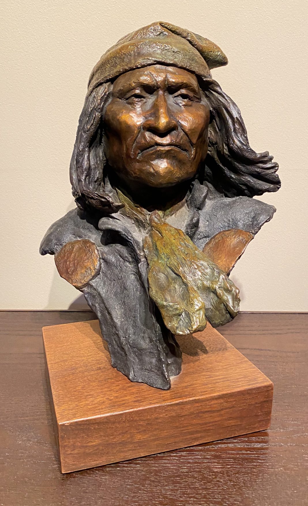 Daro Flood Geronimo Native American Indian bust portrait figure western bronze sculpture