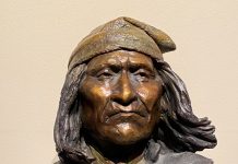 Daro Flood Geronimo Native American Indian bust portrait figure western bronze sculpture