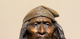 Daro Flood Geronimo Native American Indian bust portrait figure western bronze sculpture