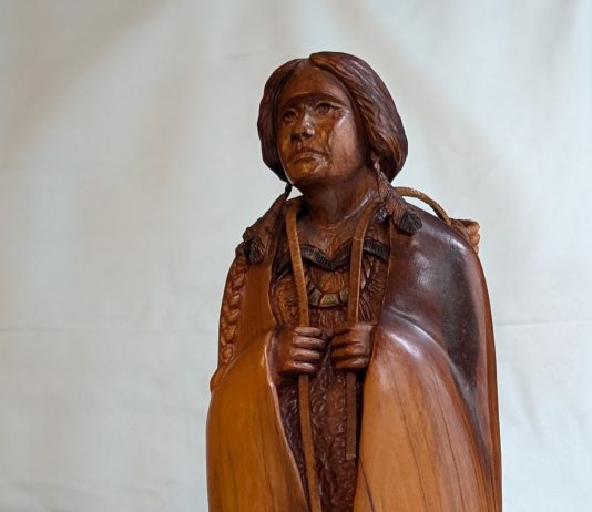 Bob Boomer Gathering Acorns Native American Indian woodcarving western figure figurative woman close up