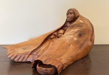 Bob Boomer Blanketed With Love Native American Indian blanket pottery pot western woodcarving