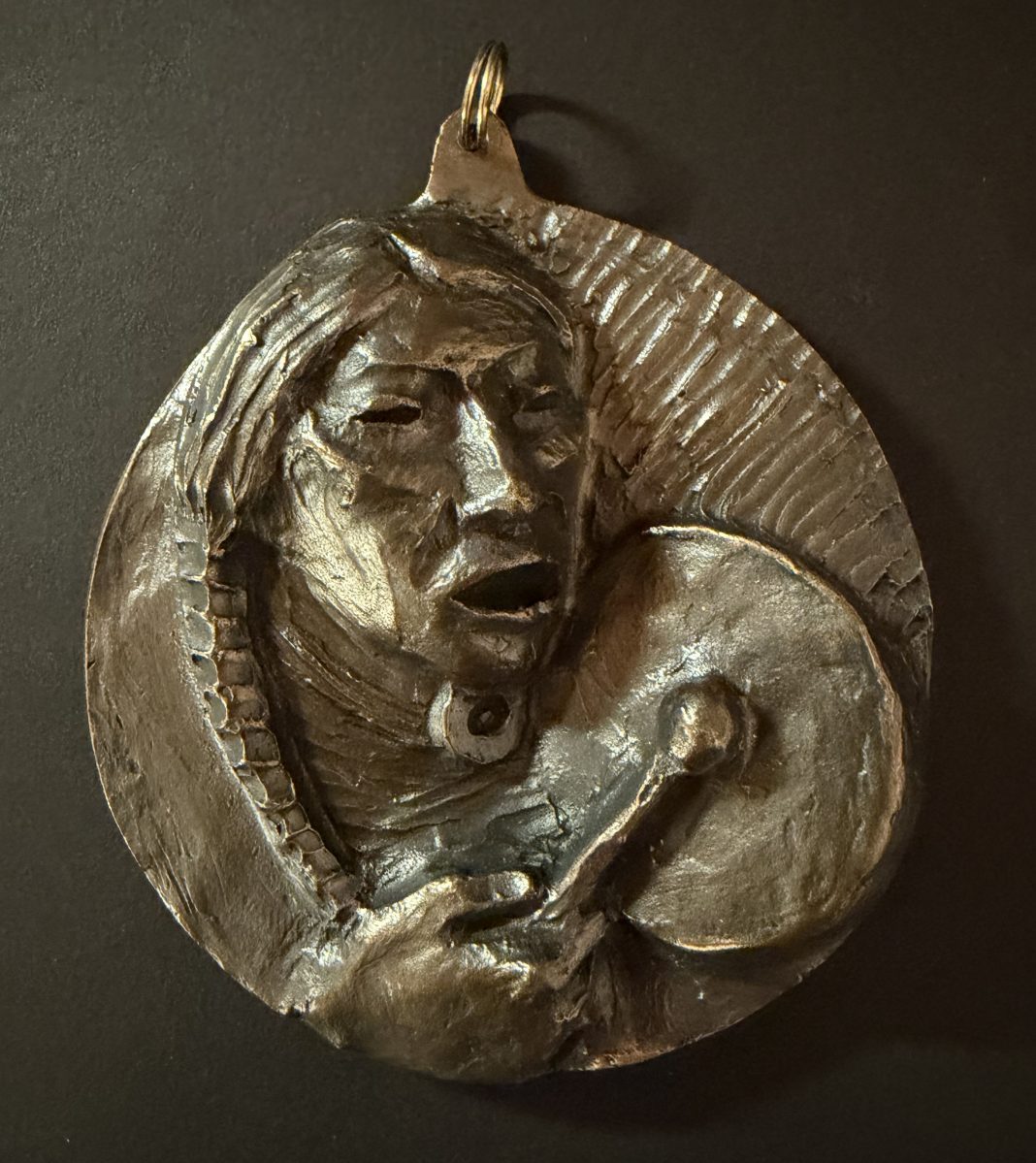 Allan Houser medallion Native American Indian drummer Artists of America 1989 Denver Rotary Club western bronze close up